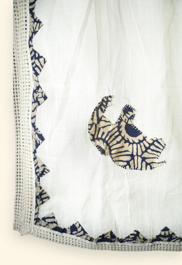 Cute Hathi Off-white Cotton Kalamkari border border Dupatta - Image 3