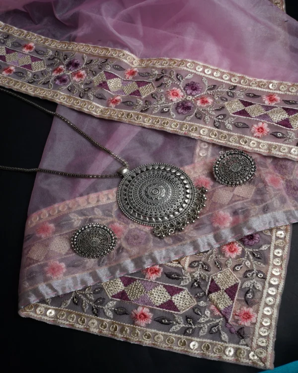 Subtle Blush Light Pink Plain Organza Fabric Plain Lace border Saree - Image 2