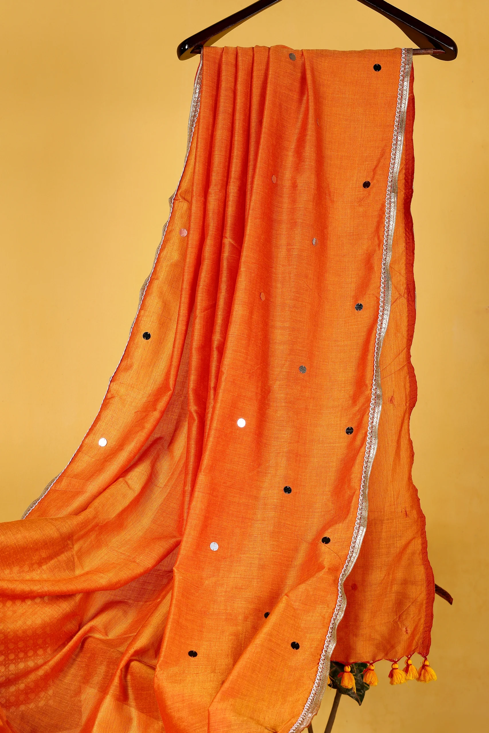 Golden Hour bloom Cotton Light Zari Border Saree for Casual Wear - Image 4